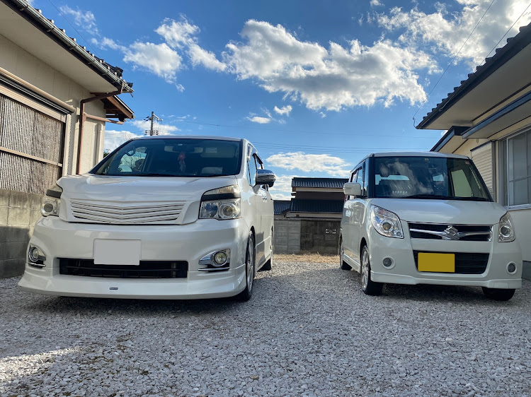 ヴォクシーのバッテリー交換・洗車・新年のご挨拶に関するカスタム事例の投稿画像6枚目