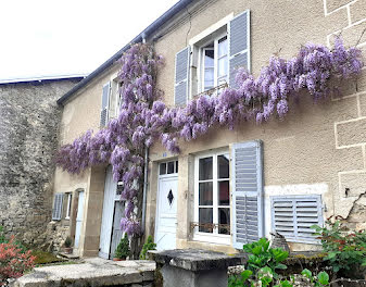 maison à Langres (52)