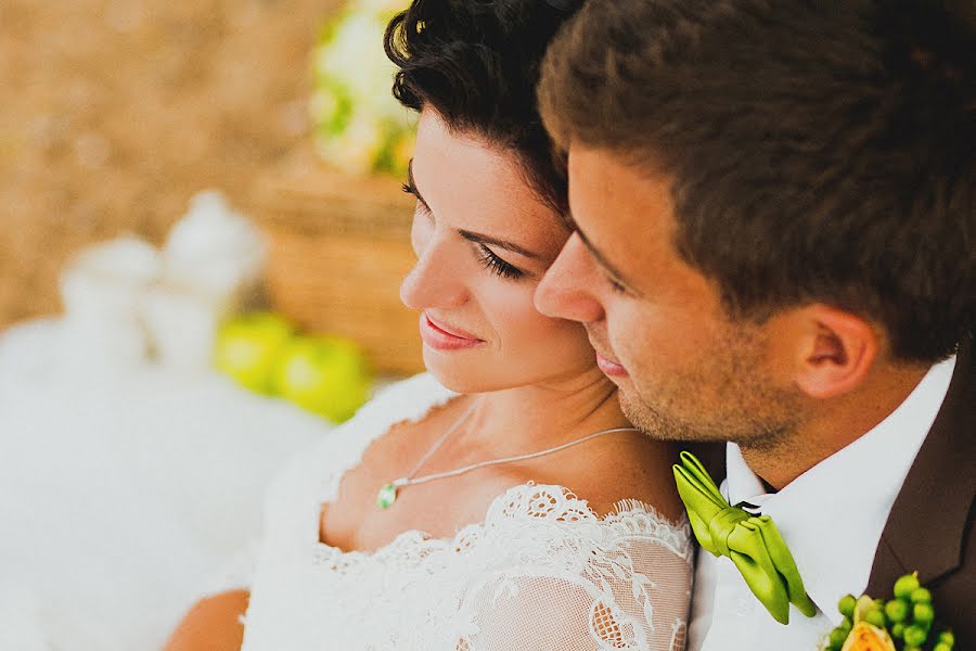 Fotógrafo de casamento Ulyana Malceva (uliik). Foto de 16 de março 2015