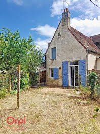 maison à Saint-Cosme-en-Vairais (72)