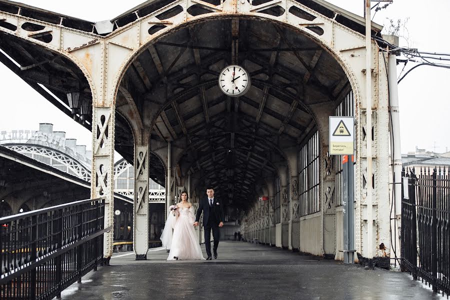 Fotógrafo de casamento Sergey Slesarchuk (svs-svs). Foto de 11 de novembro 2020