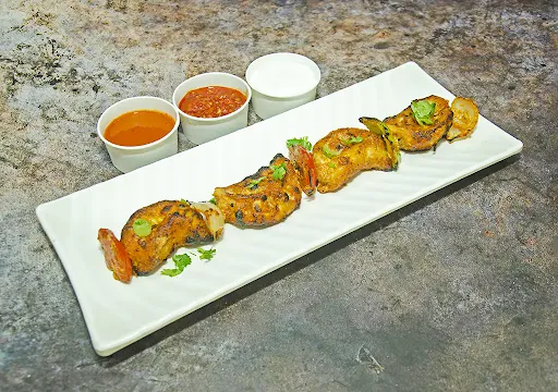 Paneer Tandoori Momos [8 Pieces]