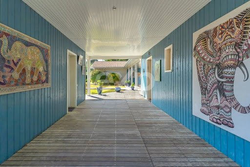 House with pool 3