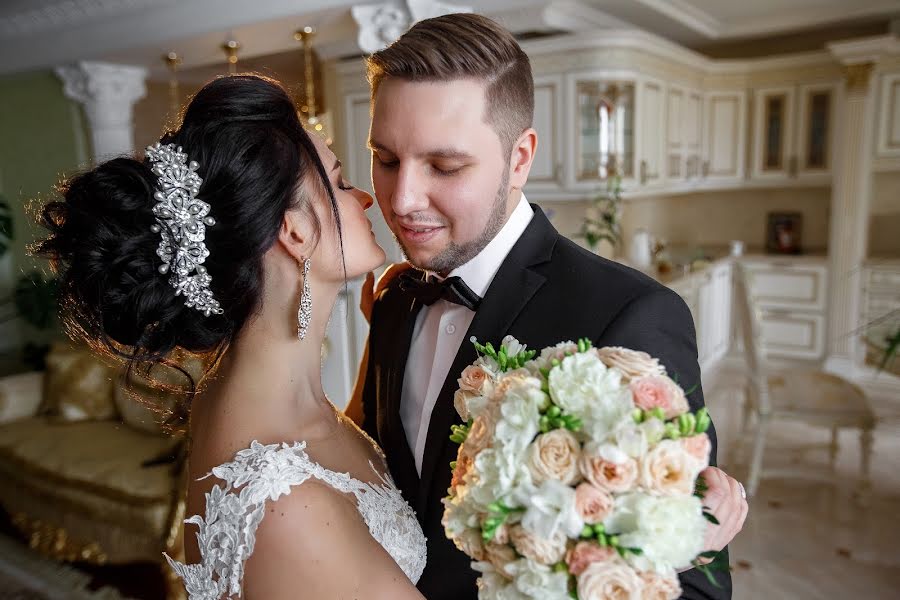 Fotógrafo de casamento Eldar Vagapov (vagapoveldar). Foto de 27 de julho 2017