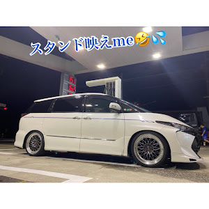 エスティマ AHR20W