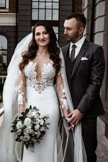 Fotógrafo de casamento Oksana Saveleva (tesattices). Foto de 2 de julho 2019