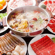 小蒙牛頂級麻辣養生鍋