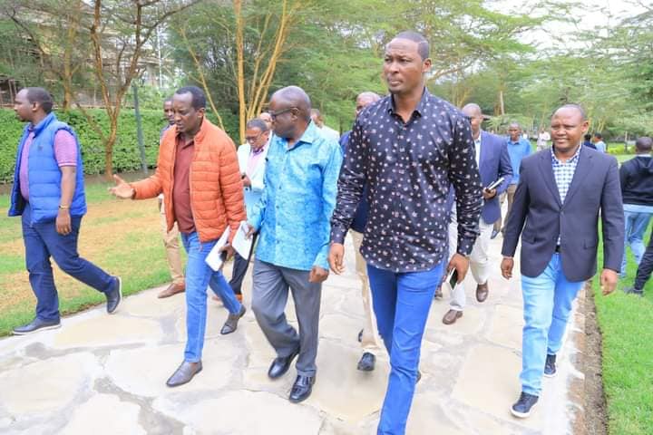 Maa leaders arrive in Naivasha for the big meet on November 3.