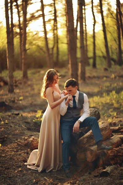 Fotógrafo de casamento Artur Eremeev (pro100art). Foto de 8 de junho 2019