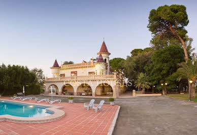 Villa avec piscine et terrasse 19