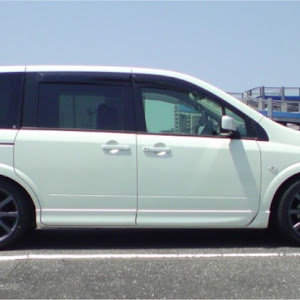 ラフェスタ B30