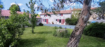 maison à Saint-Pierre-le-Vieux (85)