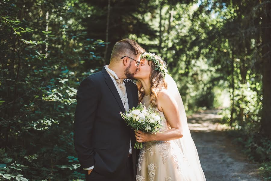 Fotógrafo de bodas Petteri Hentilä (hentipenti). Foto del 23 de enero 2019