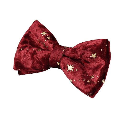 Title 5, Pet Collar Bow Burgundy Star Flannel. A stylish...