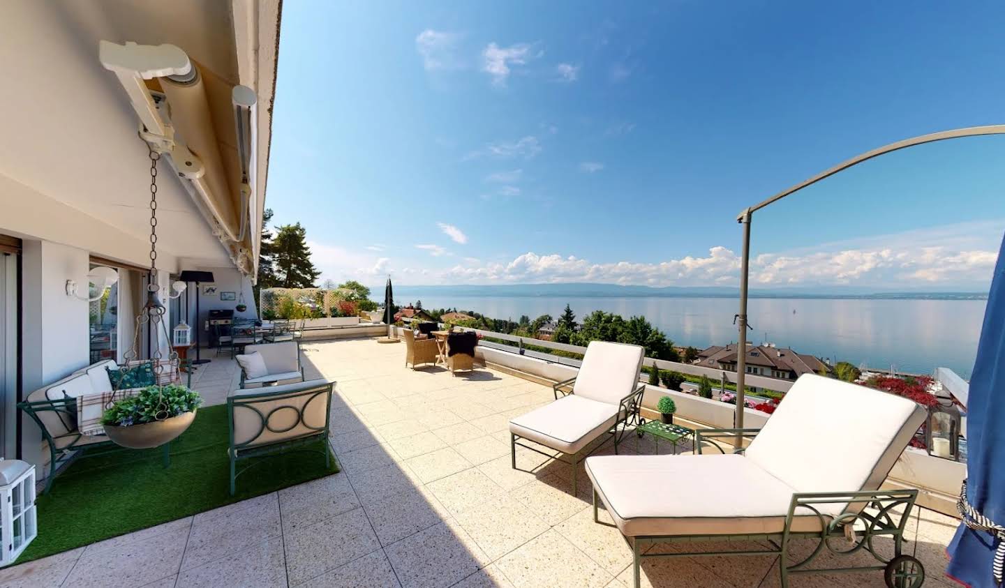 Apartment with terrace Evian-les-Bains