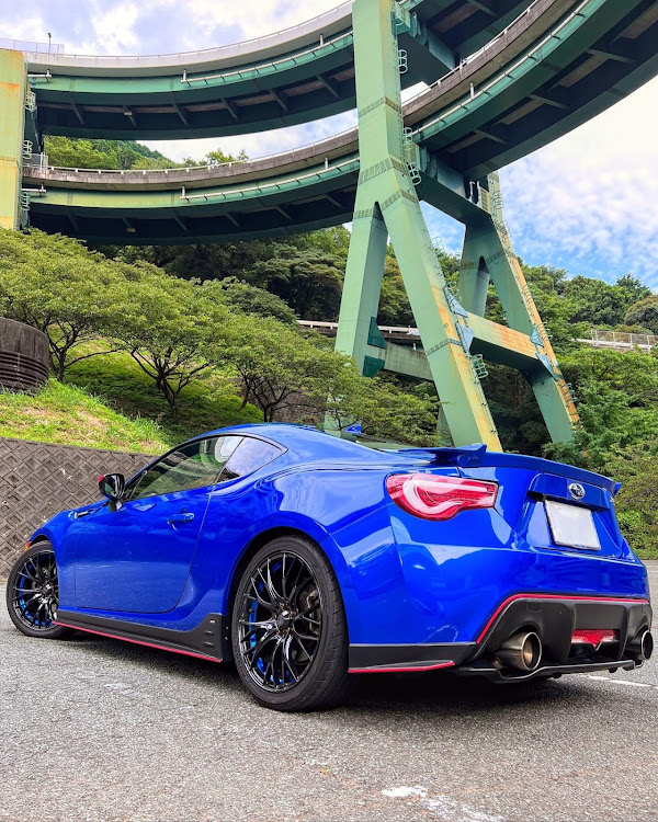 BRZのBRZ・河津七滝ループ橋に関するカスタム事例の投稿画像4枚目