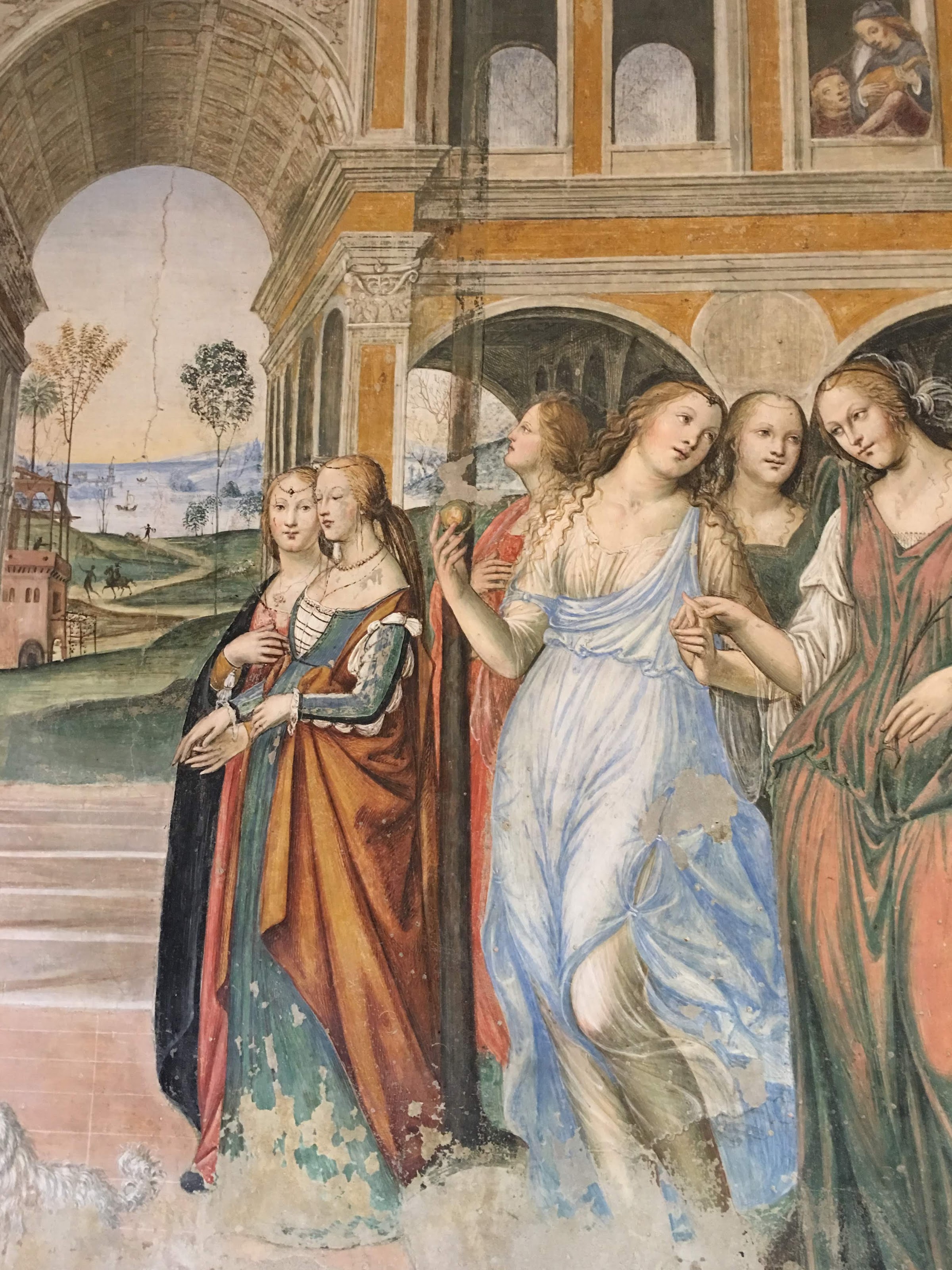 Fresco's van Il Sodoma in Monte Oliveto Maggiore, hoe Florenzo vrouwen van bedenkelijk allooi naar het klooster brengt