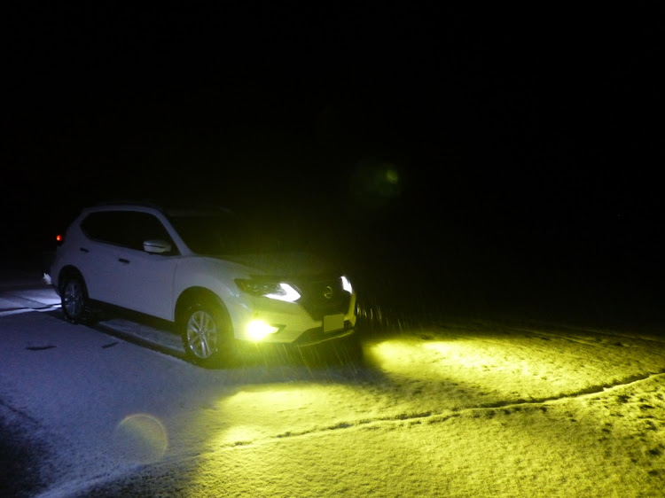 エクストレイルのヒッチキャリア・ヒッチカーゴ・12月もよろしくお願いします・雪と愛車・雪ドリに関するカスタム事例の投稿画像1枚目