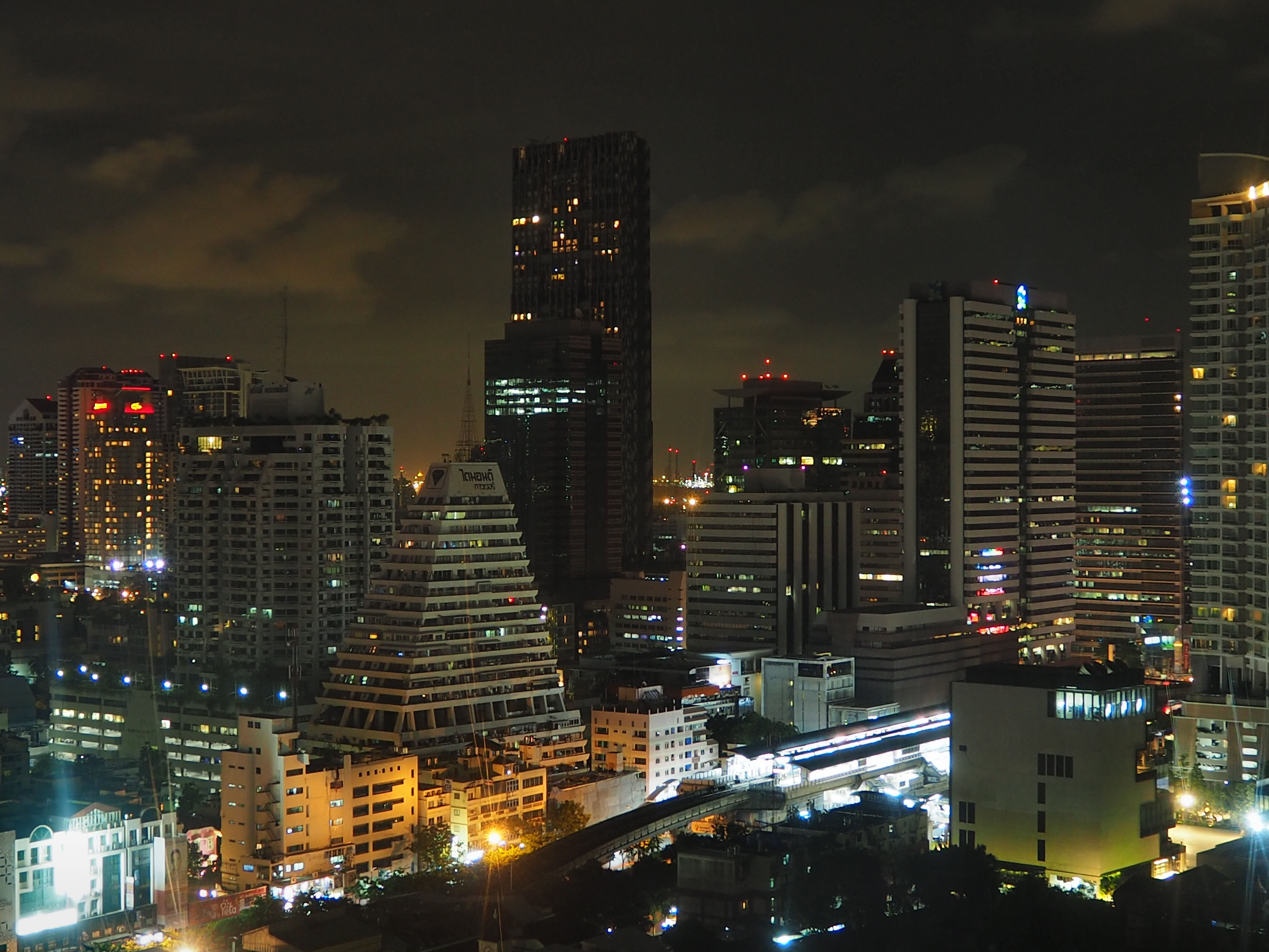 Bangkok by night di smpaint