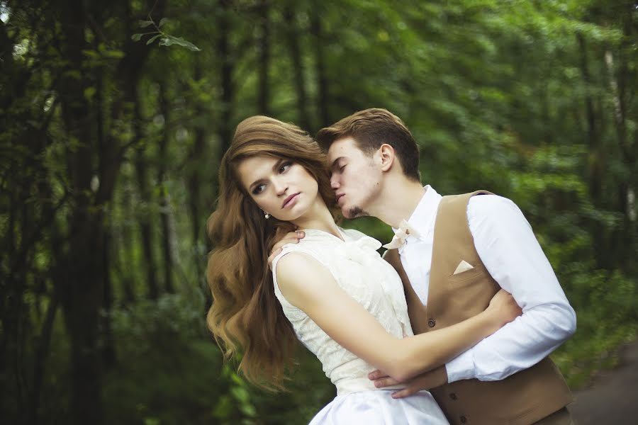 Fotógrafo de bodas Anastasiya Arakcheeva (arakcheewafoto). Foto del 3 de abril 2017