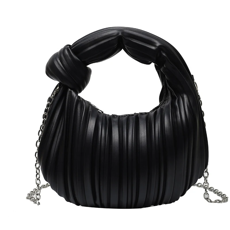 Bolsa mensageiro de ombro único com corrente em meia lua, dobrável na axila, perfeita para um visual elegante e moderno.