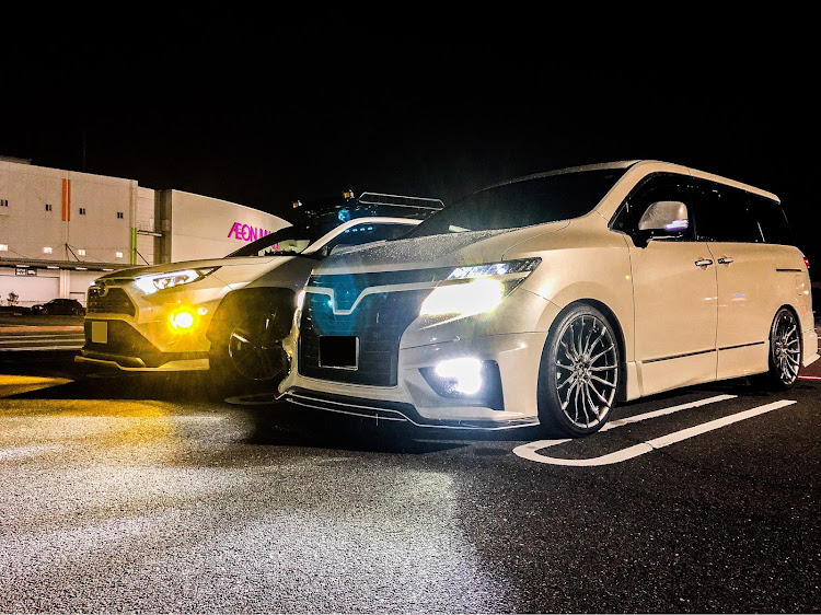 エルグランドの今年もあとわずか・斜め45度の美学・オフ会・マジ寒い・RAV4に関するカスタム事例の投稿画像1枚目