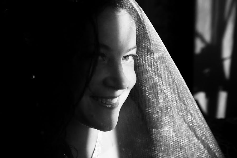 Wedding photographer Olga Klevakina (auraovk). Photo of 29 May 2013