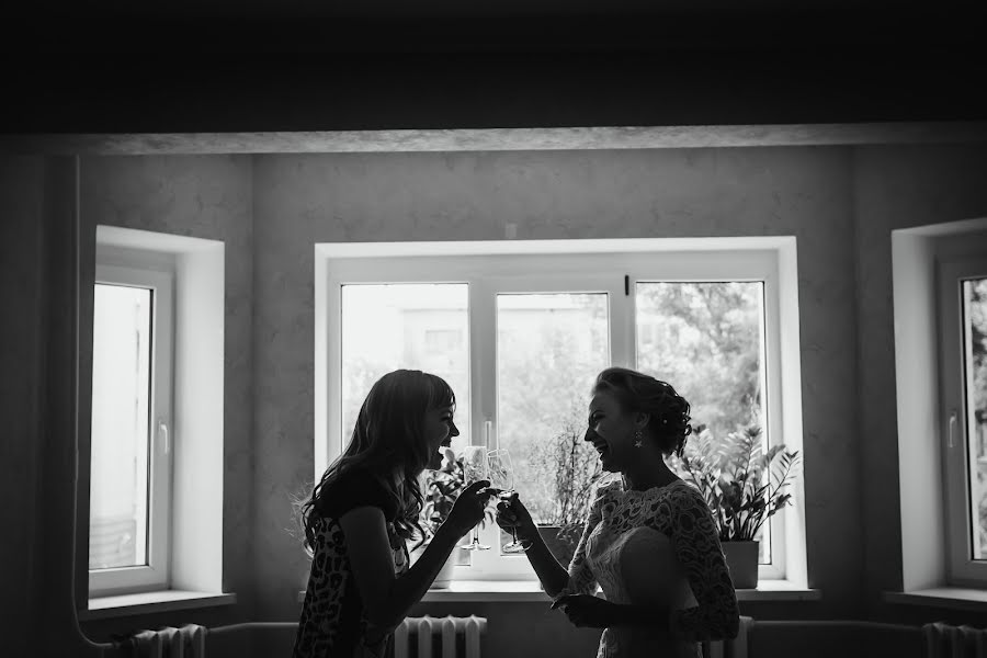 Fotógrafo de bodas Ola Skay (paradi). Foto del 7 de julio 2016