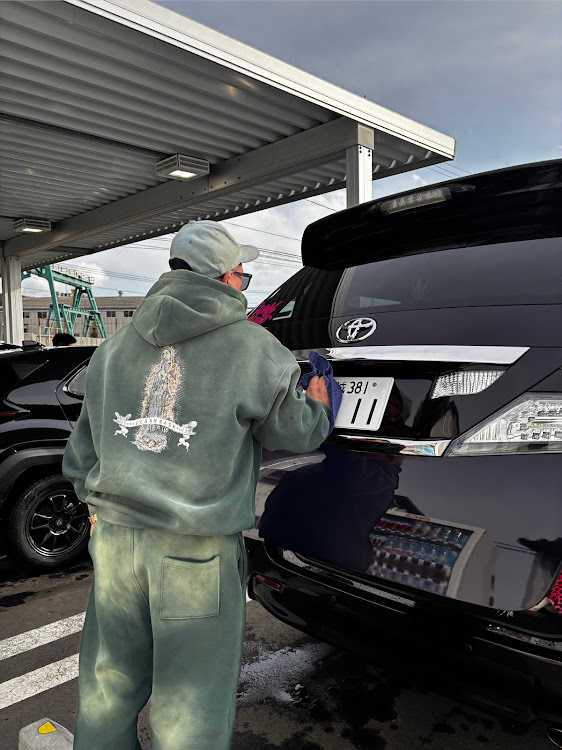 ヴェルファイアのゔぇれな・洗車・年末・ドライブ・F-linkに関するカスタム事例の投稿画像2枚目