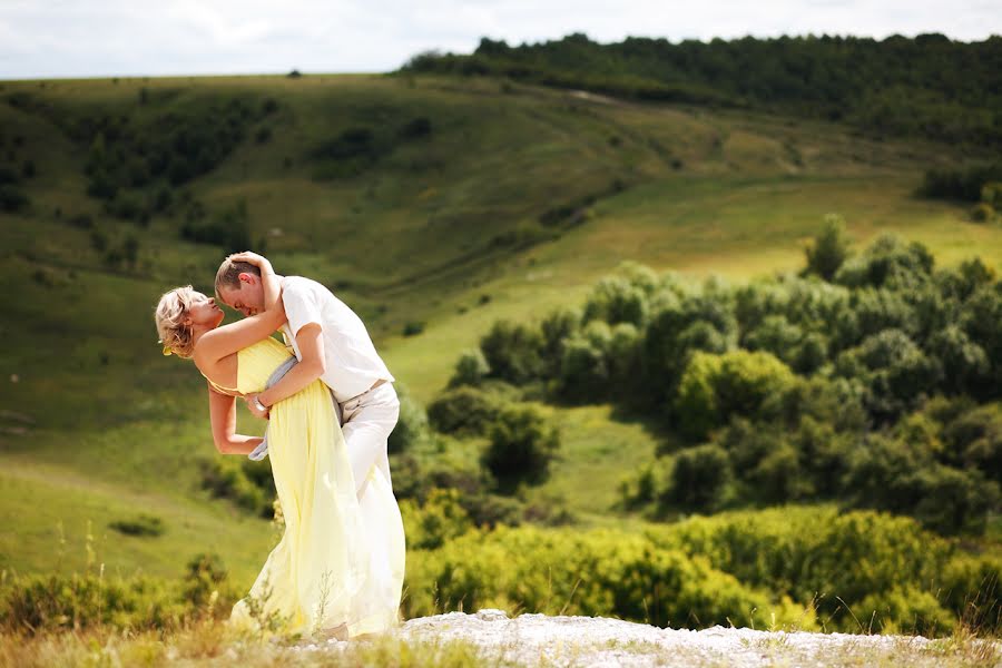 結婚式の写真家Evgeniy Belousov (belousov)。2015 9月15日の写真