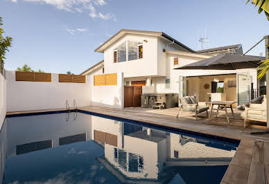 House with pool 1