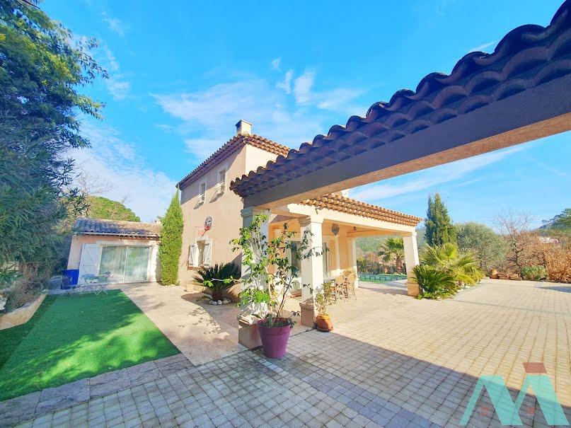 Vente maison 8 pièces 200 m² à Vidauban (83550), 728 000 €