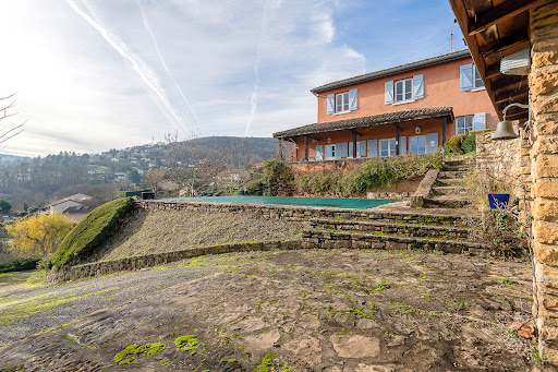Maison avec piscine et terrasse 3