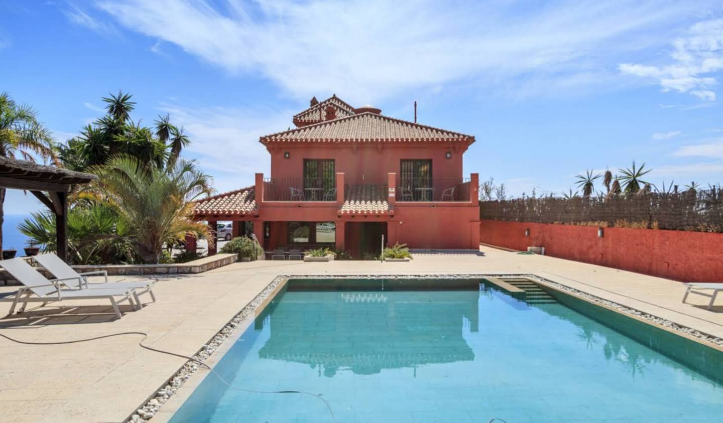 Chalet with terrace Almuñécar