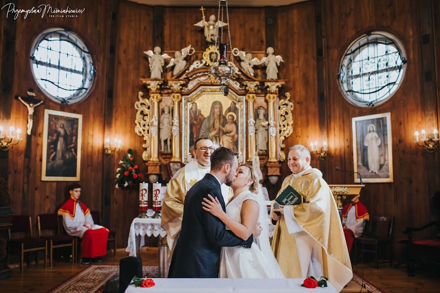 Wedding photographer Przemysław Miśniakiewicz (przemekmisniakie). Photo of 24 February 2020