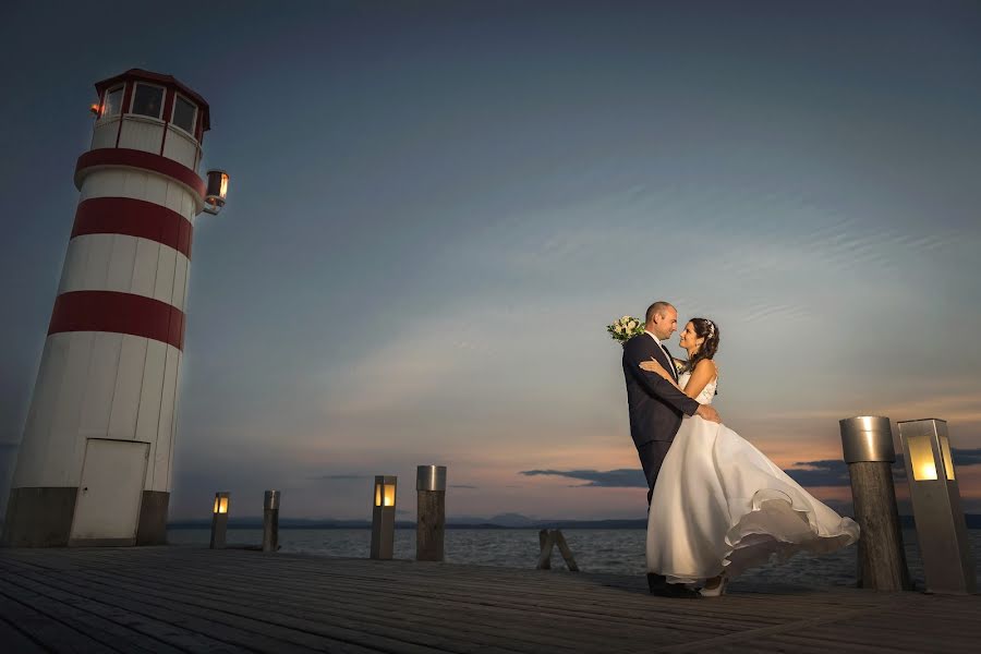 Fotografo di matrimoni Hajdú László (fotohajdu). Foto del 10 dicembre 2017