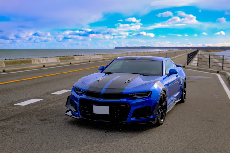 カマロのアメ車・シボレーカマロ・カマロSS・海と愛車・海沿いドライブに関するカスタム事例の投稿画像1枚目