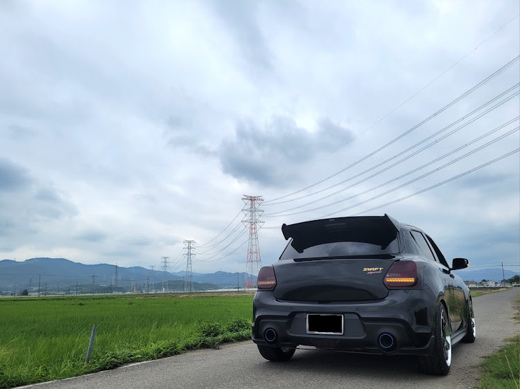 スイフトスポーツの田舎道・ゾロ目・キリ番に関するカスタム事例の投稿画像1枚目