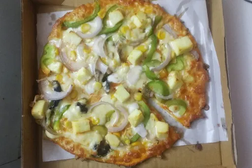 Deluxe Veggie Pizza