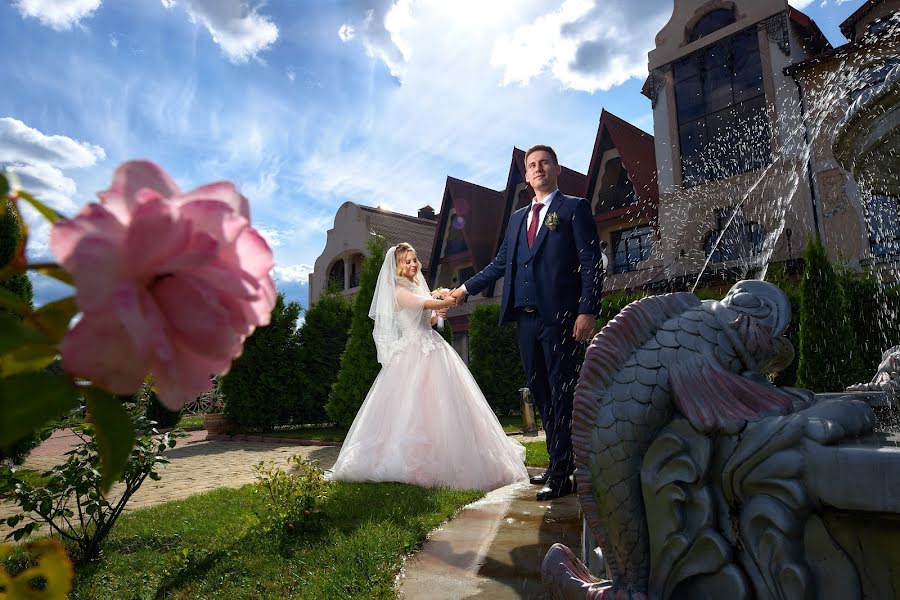 Fotógrafo de casamento Andrey Kozlov (pfotovam). Foto de 3 de agosto 2020