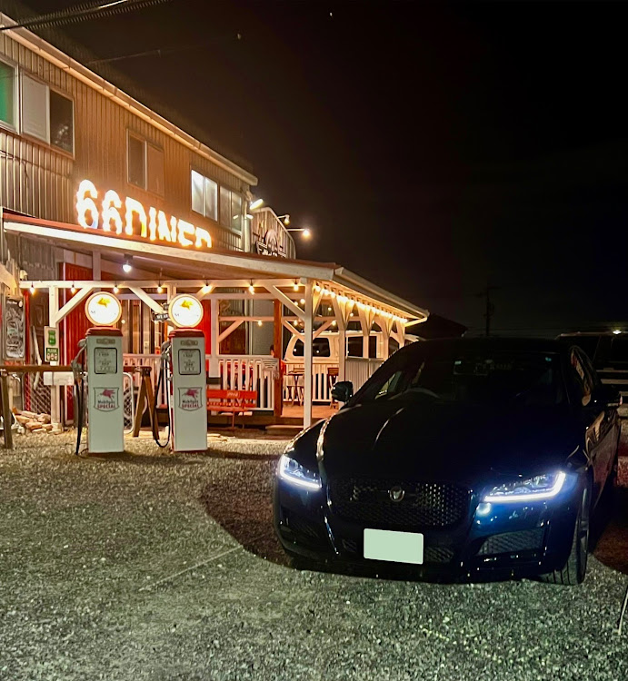 XFのnight photography・DS3 CROSSBACK・JAGUAR XF Sportbrake・66DINER・stationedに関するカスタム事例の投稿画像1枚目