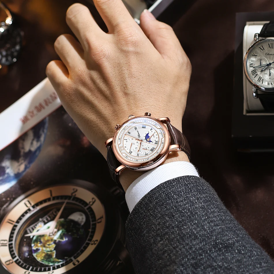 Multifunctioneel herenhorloge met drie ogen en zes pinnen, een stijlvol en functioneel horloge voor de moderne man, nauwkeurig en betrouwbaar.