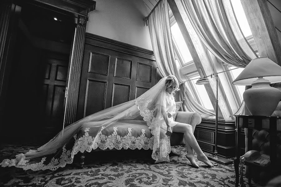 Wedding photographer Anastasiya Arestova (nastiaries). Photo of 16 March 2017