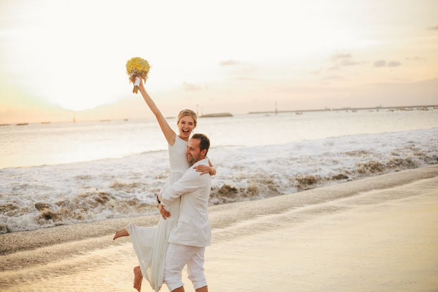 Fotografo di matrimoni Dmitriy Redko (redko). Foto del 25 ottobre 2016