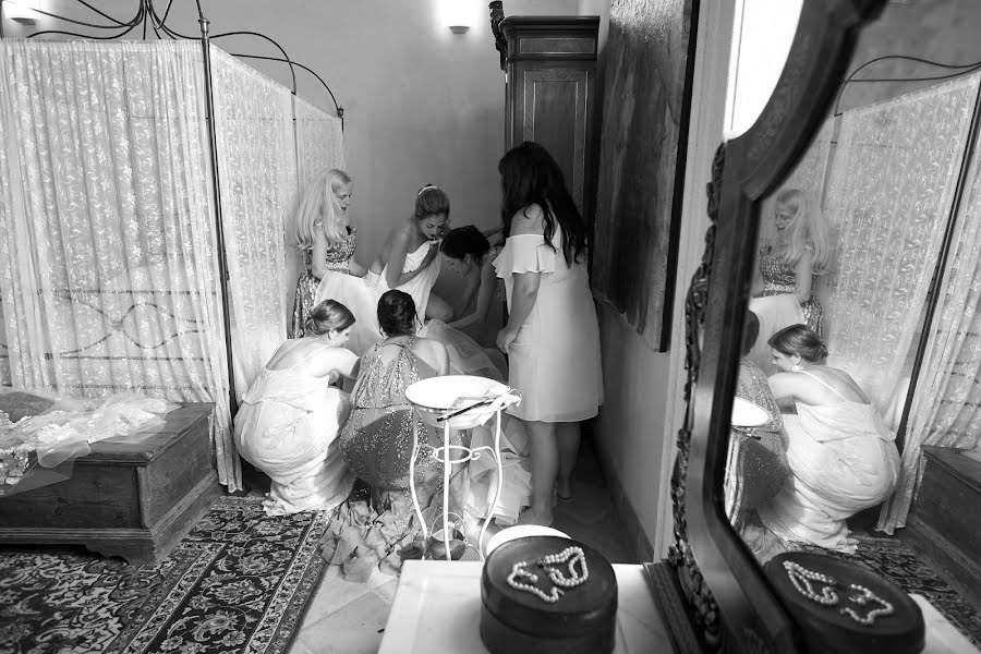 結婚式の写真家Fiorentino Pirozzolo (pirozzolo)。2021 1月25日の写真