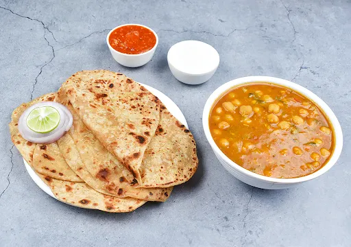 Chole Paratha Combo