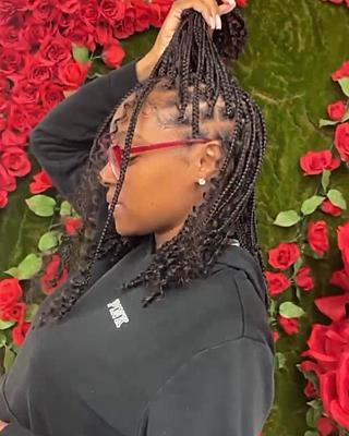 bob bohemian knotless braids 