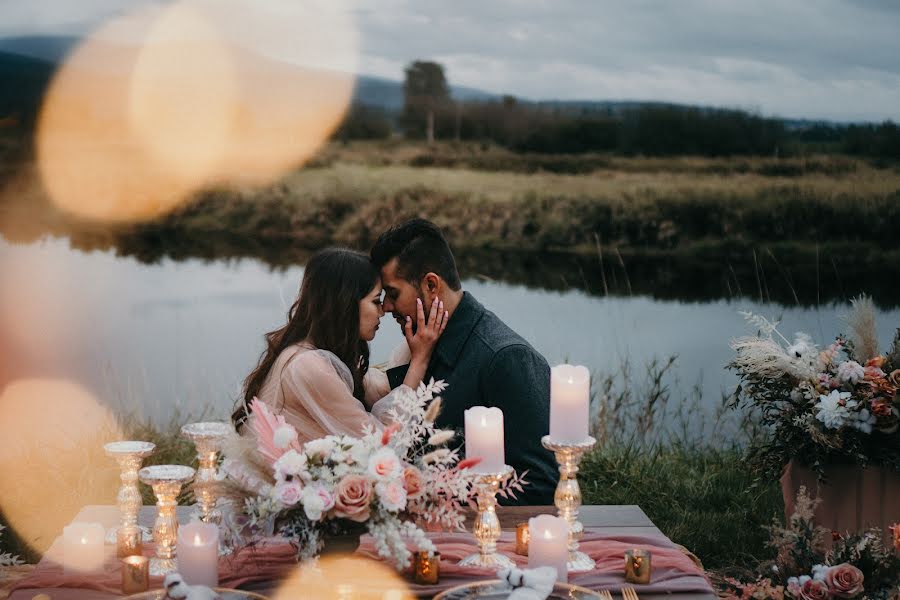 Hääkuvaaja Hathaway Tran (hueandsunphoto). Kuva otettu 19. helmikuuta 2021