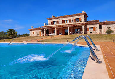 House with pool and terrace 2