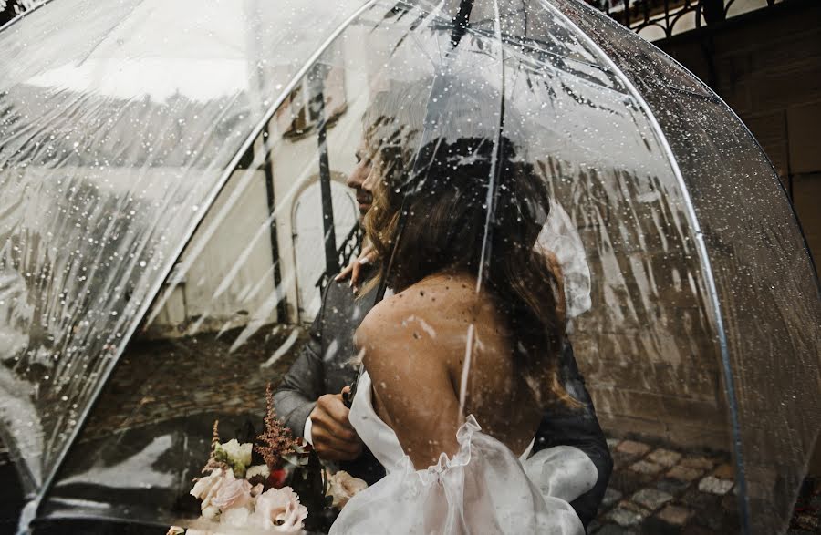 Fotógrafo de casamento Elena Mikhaylova (elenamikhaylova). Foto de 1 de dezembro 2019